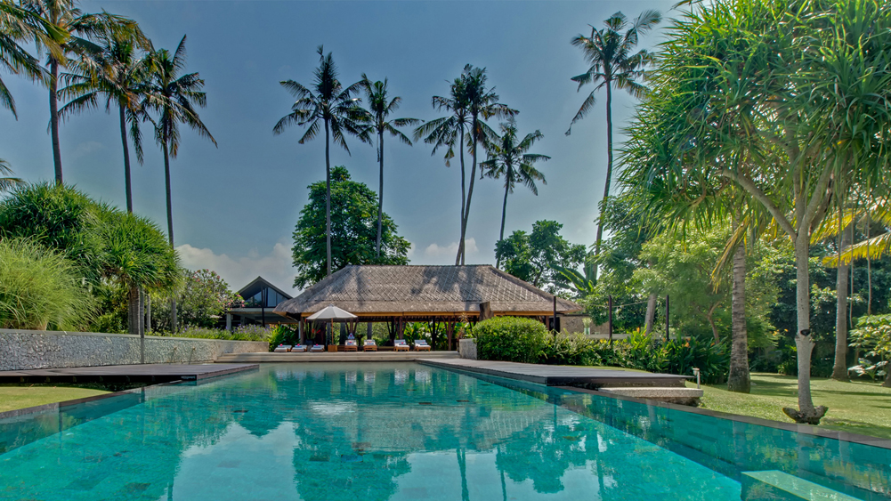 Samadhana - pool and entertainment pavilion